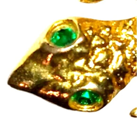 Vintage Gold Tone Lizard Brooch Pave Green White Rhinestones Textured Reptile - Picture 3 of 9